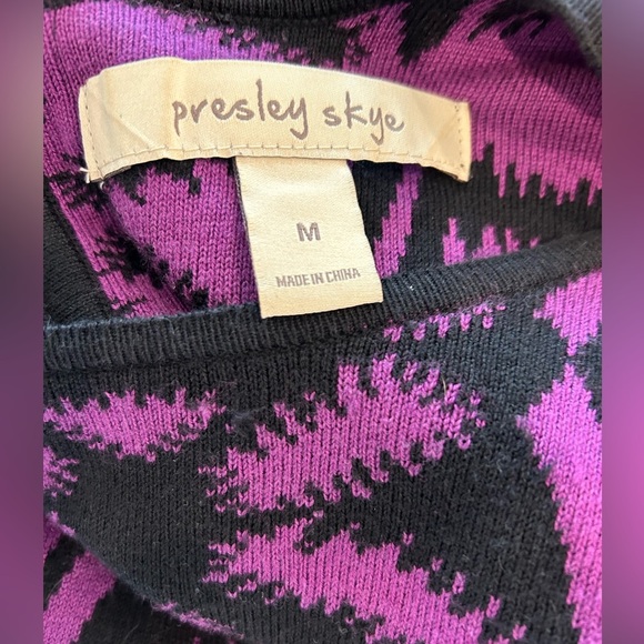 Presley Skye Body-Con Sweater Dress - Picture 4 of 5